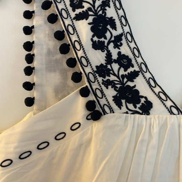 J. Crew Pom Pom Embroidered Top - Picture 4 of 7